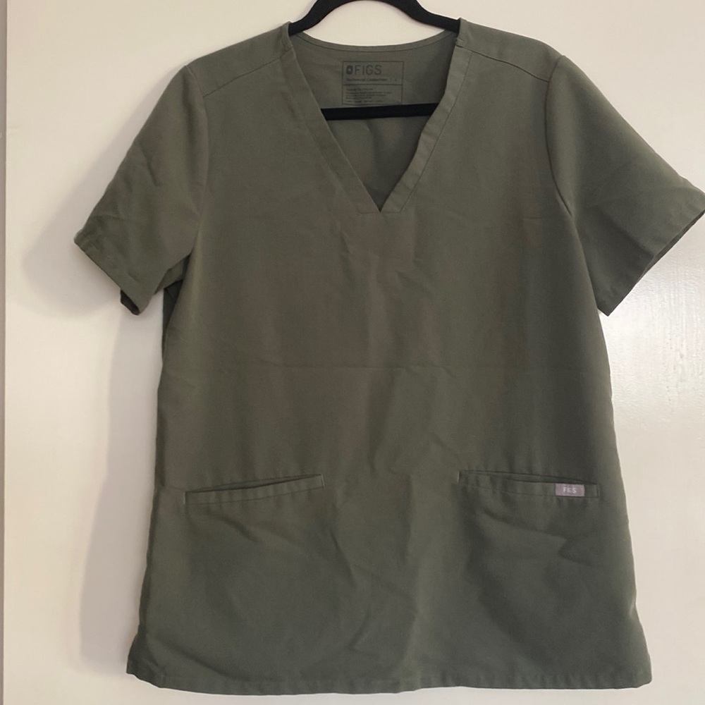 Figs women’s double pocket scrub top